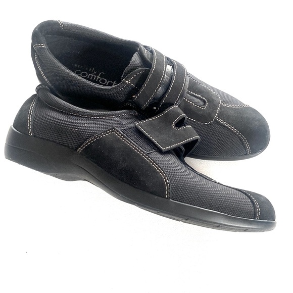 NEW Strictly Comfort Black flat sneaker shoes, Size 7 1/2 - Picture 2 of 10